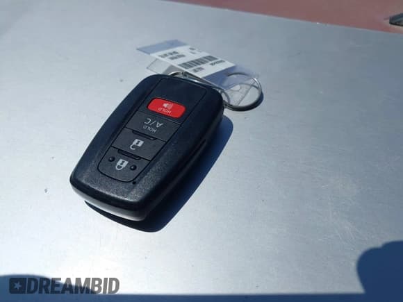 ✅ 2021 Toyota Prius LE • VIN: JTDKAMFP3M3167586 • Lot: 39672661. Wystawiony na IAAI z przebiegiem 42 050 mil. Bezpłatny archiwum sprzedaży aukcyjnych z USA i szczegółowy raport historii pojazdu na DreamBid. Zdjęcie 11.