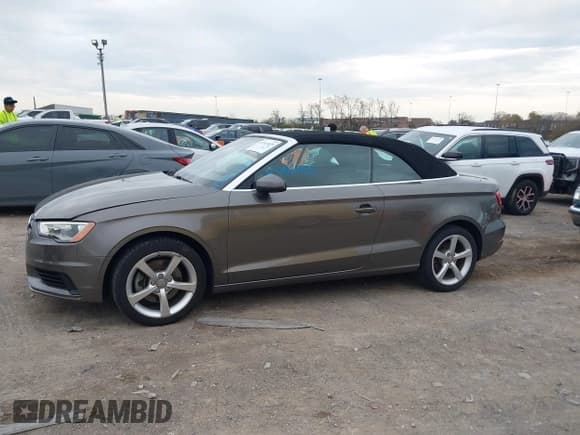 ✅ 2015 Audi A3 Premium • VIN: WAU6CLFF4F1036756 • Lot: 43763455. Listed on IAAI with 159,062 mi. Free auction sales archive from the USA and detailed vehicle history report at DreamBid. Image 14.