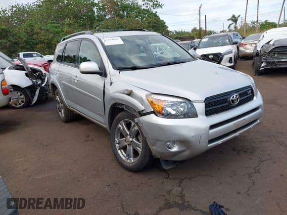 ✅ 2008 Toyota RAV4 Sport • VIN: JTMZK32V685016181 • Lot: 42194844. Wystawiony na IAAI z przebiegiem 43 521 mil. Bezpłatny archiwum sprzedaży aukcyjnych z USA i szczegółowy raport historii pojazdu na DreamBid. Zdjęcie 1.