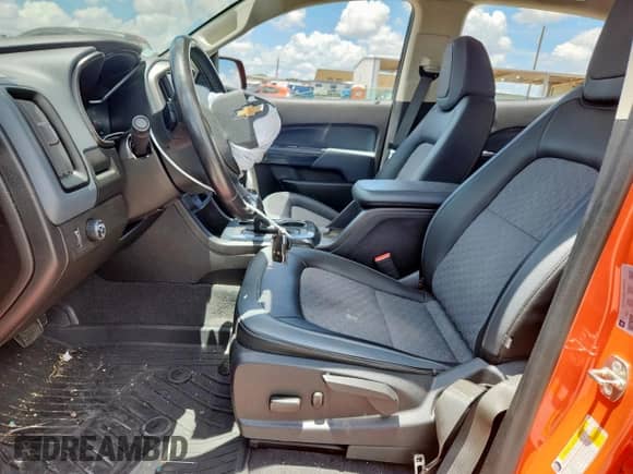 2020 Chevrolet Colorado 2WD Z71 z VIN 1GCGSDEN8L1243994, wystawiony jako Copart lot #61609345 z przebiegiem 123 428 mil mil oraz Szkoda całkowita • Salvage title. Historia ofert i sprzedaży dostępna na DreamBid. Obrazek 7.