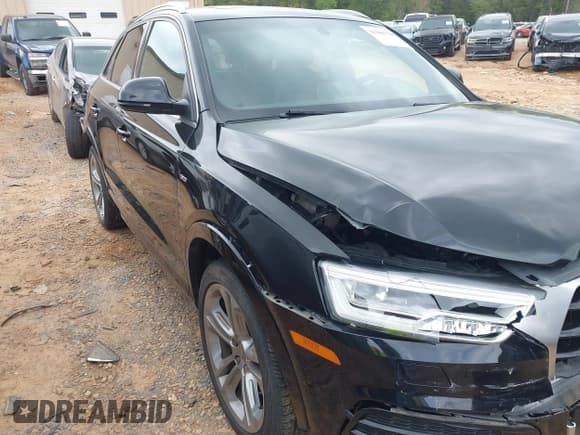 ✅ 2017 Audi Q3 Prestige • VIN: WA1GCCFS5HR015837 • Lot: 41985768. Listed on IAAI with 69,300 mi. Free auction sales archive from the USA and detailed vehicle history report at DreamBid. Image 18.