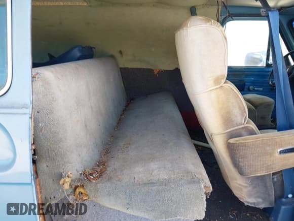 ✅ 1989 Chevrolet Chevy Van • VIN: 1GCEG25K3K7104404 • Лот: 42266335. Опубликован ранее на IAAI с пробегом 96 272 миль. Бесплатный доступ к архиву аукционных продаж из США и подробный отчёт об истории автомобиля на DreamBid. Изображение 8.