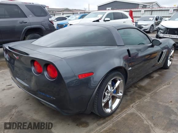 ✅ 2013 Chevrolet Corvette Grand Sport 3LT • VIN: 1G1YW2DW0D5100841 • Лот: 41401339. Опубликован ранее на IAAI с пробегом 137 995 миль. Бесплатный доступ к архиву аукционных продаж из США и подробный отчёт об истории автомобиля на DreamBid. Изображение 4.