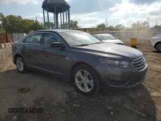 ✅ 2017 Ford Taurus SE • VIN: 1FAHP2D8XHG122996 • Lot: 86453015. Wystawiony na Copart z przebiegiem 127 906 mil. Bezpłatny archiwum sprzedaży aukcyjnych z USA i szczegółowy raport historii pojazdu na DreamBid. Zdjęcie 4.