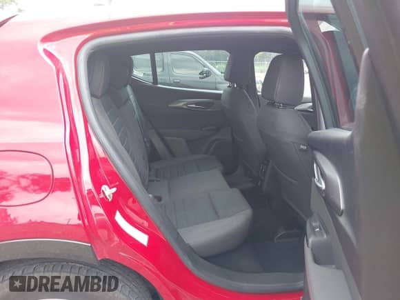 ✅ 2024 Dodge Hornet R/T • VIN: ZACPDFCW0R3A31267 • Lot: 43054322. Wystawiony na IAAI z przebiegiem 33 581 mil mil. Skorzystaj z bezpłatnego archiwum sprzedaży aukcyjnych z USA i zobacz szczegółowy raport historii pojazdu na DreamBid. Zdjęcie 8.