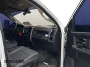 ✅ 2017 Ram 2500 Tradesman • VIN: 3C6UR5HJ5HG685791 • Lot: 41921847. Listed on IAAI with 152,631 mi. Free auction sales archive from the USA and detailed vehicle history report at DreamBid. Image 5.