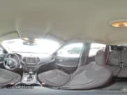 ✅ 2015 Jeep Cherokee Latitude • VIN: 1C4PJMCS9FW648488 • Lot: 71510225. Wystawiony na Copart z przebiegiem 156 788 mil. Bezpłatny archiwum sprzedaży aukcyjnych z USA i szczegółowy raport historii pojazdu na DreamBid. Zdjęcie 15.