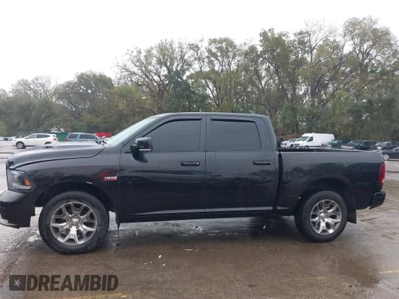 ✅ 2016 Ram 1500 Sport • VIN: 1C6RR7MT2GS173342 • Lot: 43527087. Listed on IAAI with 120,922 mi. Free auction sales archive from the USA and detailed vehicle history report at DreamBid. Image 15.