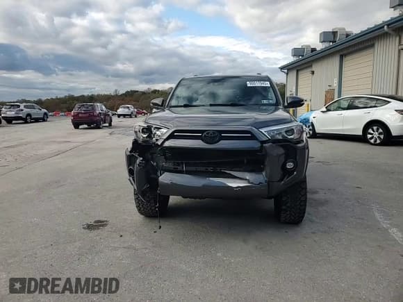 ✅ 2021 Toyota 4Runner SR5 Premium • VIN: JTENU5JR9M5922064 • Lot: 90017045. Wystawiony na Copart z przebiegiem 51 801 mil. Bezpłatny archiwum sprzedaży aukcyjnych z USA i szczegółowy raport historii pojazdu na DreamBid. Zdjęcie 15.