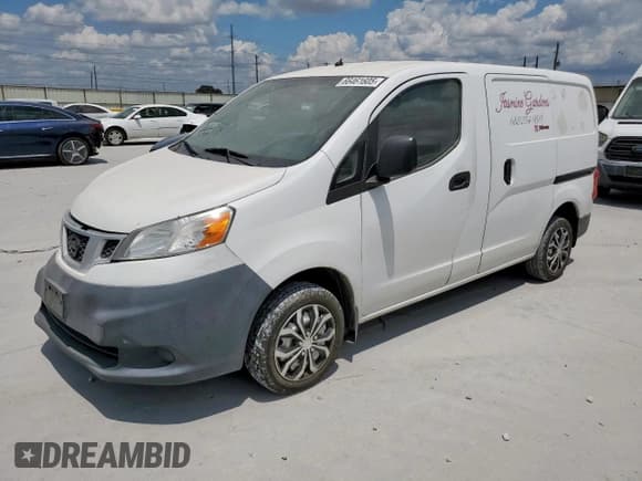 ✅ 2016 Nissan NV200 S • VIN: 3N6CM0KN0GK696448 • Lot: 66461605. Wystawiony na Copart z przebiegiem 198 137 mil. Bezpłatny archiwum sprzedaży aukcyjnych z USA i szczegółowy raport historii pojazdu na DreamBid. Zdjęcie 1.