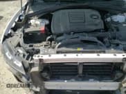 ✅ 2019 Jaguar F-Pace 25t Prestige • VIN: SADCK2FX0KA369403 • Лот: 61041285. Опубликован ранее на Copart с пробегом 86 862 миль. Бесплатный доступ к архиву аукционных продаж из США и подробный отчёт об истории автомобиля на DreamBid. Изображение 15.