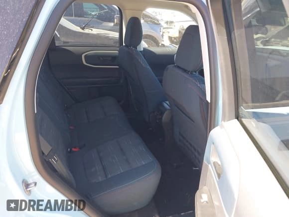 ✅ 2024 Ford Bronco Sport Heritage • VIN: 3FMCR9G61RRE55367 • Lot: 41681678. Listed on IAAI with 1,830 mi. Free auction sales archive from the USA and detailed vehicle history report at DreamBid. Image 8.