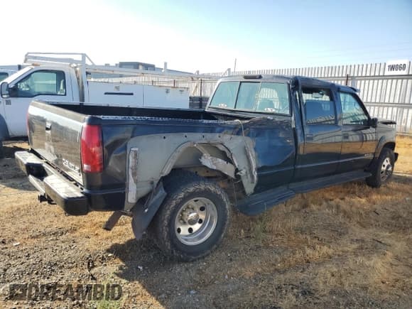 ✅ 1996 Chevrolet Silverado 3500 • VIN: 1GCHK33J8TF013096 • Lot: 83813575. Listed on Copart with 165,563 mi. Free auction sales archive from the USA and detailed vehicle history report at DreamBid. Image 3.