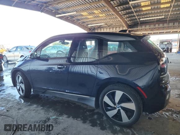 ✅ 2018 BMW i3 • VIN: WBY7Z2C58JVE61833 • Lot: 82645025. Listed on Copart with 87,598 mi. Free auction sales archive from the USA and detailed vehicle history report at DreamBid. Image 2.
