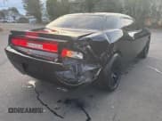 ✅ 2013 Dodge Challenger SXT • VIN: 2C3CDYAGXDH549092 • Lot: 84967784. Wystawiony na Copart z przebiegiem 117 991 mil. Bezpłatny archiwum sprzedaży aukcyjnych z USA i szczegółowy raport historii pojazdu na DreamBid. Zdjęcie 4.