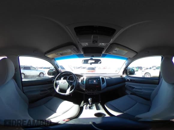 ✅ 2015 Toyota Tacoma PreRunner • VIN: 5TFJU4GN2FX074814 • Лот: 43569323. Опубликован ранее на IAAI с пробегом 132 065 миль. Бесплатный доступ к архиву аукционных продаж из США и подробный отчёт об истории автомобиля на DreamBid. Изображение 20.