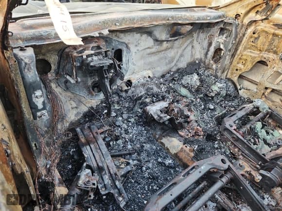 ✅ 2007 Pontiac G6 GTP • VIN: 1G2ZM187874176420 • Lot: 70884415. Listed on Copart with Not provided. Free auction sales archive from the USA and detailed vehicle history report at DreamBid. Image 9.