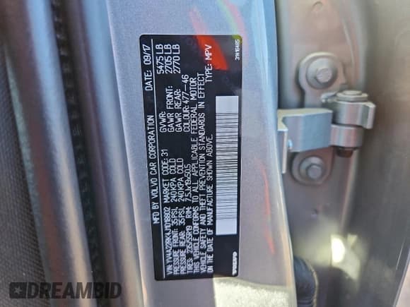 ✅ 2018 Volvo XC60 Momentum • VIN: YV4A22RK4J1018802 • Lot: 95444935. Listed on Copart with 102,635 mi. Free auction sales archive from the USA and detailed vehicle history report at DreamBid. Image 13.