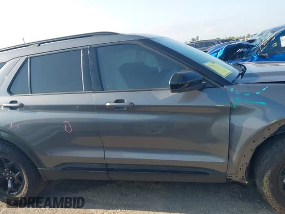 ✅ 2023 Ford Explorer Timberline • VIN: 1FMSK8JH4PGB15123 • Lot: 42930958. Listed on IAAI with 6,851 mi. Free auction sales archive from the USA and detailed vehicle history report at DreamBid. Image 14.