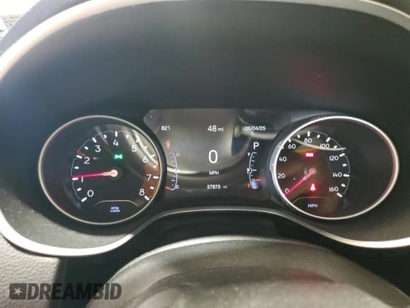 ✅ 2019 Jeep Compass Latitude • VIN: 3C4NJDBB5KT724071 • Lot: 58203735. Wystawiony na Copart z przebiegiem 57 873 mil. Bezpłatny archiwum sprzedaży aukcyjnych z USA i szczegółowy raport historii pojazdu na DreamBid. Zdjęcie 9.