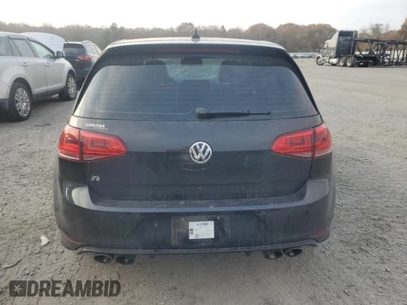 ✅ 2016 Volkswagen Golf R • VIN: WVWLF7AU5GW210266 • Lot: 78886424. Wystawiony na Copart z przebiegiem 59 831 mil. Bezpłatny archiwum sprzedaży aukcyjnych z USA i szczegółowy raport historii pojazdu na DreamBid. Zdjęcie 6.