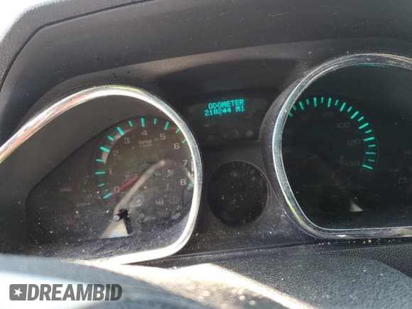 ✅ 2011 Chevrolet Traverse 1LT • VIN: 1GNKRGED0BJ277738 • Lot: 90813815. Wystawiony na Copart z przebiegiem 218 244 mil. Bezpłatny archiwum sprzedaży aukcyjnych z USA i szczegółowy raport historii pojazdu na DreamBid. Zdjęcie 9.