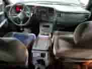 2000 Chevrolet Silverado 2500 LT с VIN 1GCGK29U5YE141509, выставлен на аукционе Copart как лот 52498205 с пробегом 217 794 миль миль и Списание • Salvage title. История ставок и продаж доступна на DreamBid. Изображение 8.