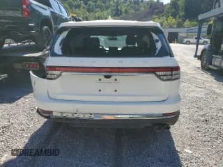 ✅ 2021 Lincoln Aviator Reserve • VIN: 5LM5J7XC9MGL05708 • Lot: 80199135. Wystawiony na Copart z przebiegiem 64 220 mil. Bezpłatny archiwum sprzedaży aukcyjnych z USA i szczegółowy raport historii pojazdu na DreamBid. Zdjęcie 6.