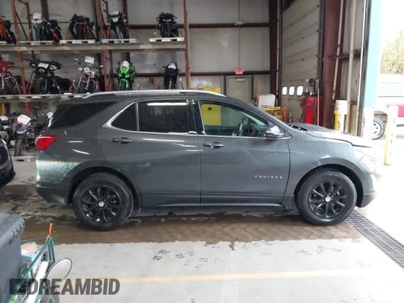 ✅ 2018 Chevrolet Equinox LT • VIN: 2GNAXJEV4J6246611 • Lot: 43501261. Wystawiony na IAAI z przebiegiem 85 921 mil. Bezpłatny archiwum sprzedaży aukcyjnych z USA i szczegółowy raport historii pojazdu na DreamBid. Zdjęcie 13.