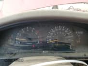 ✅ 1998 Toyota Tacoma • VIN: 4TASN92N5WZ118455 • Лот: 57413385. Опубликован ранее на Copart с пробегом 239 557 миль. Бесплатный доступ к архиву аукционных продаж из США и подробный отчёт об истории автомобиля на DreamBid. Изображение 9.