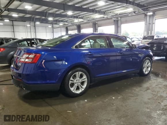 ✅ 2015 Ford Taurus SEL • VIN: 1FAHP2E94FG149695 • Lot: 65609184. Listed on Copart with 126,803 mi. Free auction sales archive from the USA and detailed vehicle history report at DreamBid. Image 3.