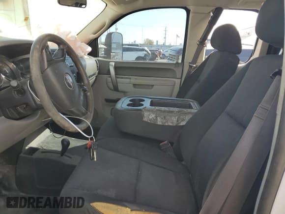 ✅ 2013 GMC Sierra 2500HD Work Truck • VIN: 1GT22ZC81DZ229751 • Lot: 71376114. Listed on Copart with 88,272 mi. Free auction sales archive from the USA and detailed vehicle history report at DreamBid. Image 7.