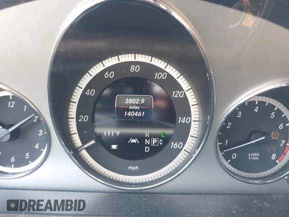 ✅ 2013 Mercedes-Benz E 350 Luxury • VIN: WDDHF8JB3DA763748 • Лот: 42994339. Опубликован ранее на IAAI с пробегом 140 461 миль. Бесплатный доступ к архиву аукционных продаж из США и подробный отчёт об истории автомобиля на DreamBid. Изображение 7.