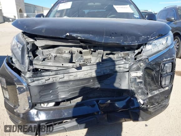 ✅ 2020 Mitsubishi Outlander ES • VIN: JA4AP3AU6LU030940 • Lot: 43586817. Listed on IAAI with 105,413 mi. Free auction sales archive from the USA and detailed vehicle history report at DreamBid. Image 13.