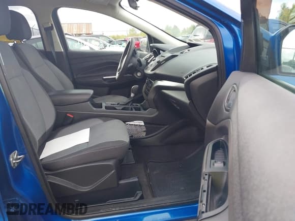 ✅ 2017 Ford Escape SE • VIN: 1FMCU9G97HUE99597 • Lot: 43288490. Listed on IAAI with 154,255 mi. Free auction sales archive from the USA and detailed vehicle history report at DreamBid. Image 5.