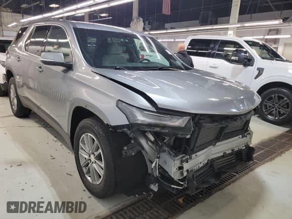 ✅ 2023 Chevrolet Traverse LT Cloth • VIN: 1GNEVGKW5PJ266885 • Lot: 43681024. Wystawiony na IAAI z przebiegiem 63 202 mil. Bezpłatny archiwum sprzedaży aukcyjnych z USA i szczegółowy raport historii pojazdu na DreamBid. Zdjęcie 27.