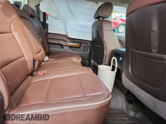 ✅ 2015 Chevrolet Silverado 2500HD High Country • VIN: 1GC1KXE85FF667545 • Lot: 82149075. Listed on Copart with Not provided. Free auction sales archive from the USA and detailed vehicle history report at DreamBid. Image 10.