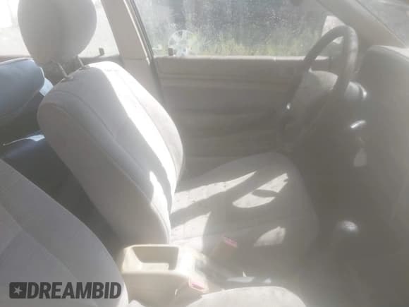 ✅ 1994 Ford Escort • VIN: 3FARP15J1RR159381 • Лот: 41953498. Опубликован ранее на IAAI с пробегом 68 860 миль. Бесплатный доступ к архиву аукционных продаж из США и подробный отчёт об истории автомобиля на DreamBid. Изображение 5.