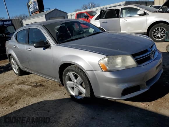 ✅ 2013 Dodge Avenger SE • VIN: 1C3CDZAB9DN662517 • Лот: 83381864. Опубликован ранее на Copart с пробегом 153 427 миль. Бесплатный доступ к архиву аукционных продаж из США и подробный отчёт об истории автомобиля на DreamBid. Изображение 4.