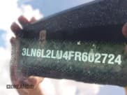 ✅ 2015 Lincoln MKZ Hybrid • VIN: 3LN6L2LU4FR602724 • Lot: 42974274. Listed on IAAI with 81,318 mi. Free auction sales archive from the USA and detailed vehicle history report at DreamBid. Image 9.