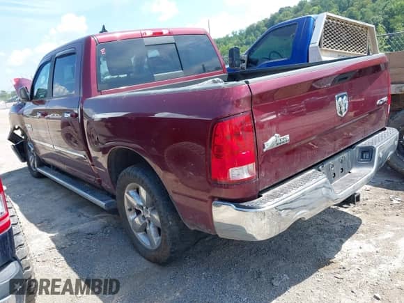 2017 Ram 1500 SLT с VIN 1C6RR7LT8HS795463, выставлен на аукционе IAAI как лот 42975565 с пробегом 114 000 миль миль и . История ставок и продаж доступна на DreamBid. Изображение 3.