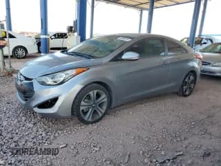 ✅ 2013 Hyundai Elantra SE • VIN: KMHDH6AE9DU008163 • Lot: 46486315. Listed on Copart with 101,573 mi. Free auction sales archive from the USA and detailed vehicle history report at DreamBid. Image 1.
