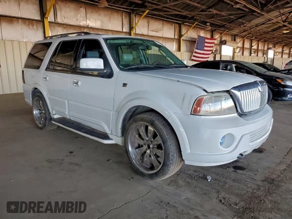 ✅ 2004 Lincoln Navigator Luxury • VIN: 5LMFU27R74LJ32295 • Lot: 94516835. Listed on Copart with 176,361 mi. Free auction sales archive from the USA and detailed vehicle history report at DreamBid. Image 4.