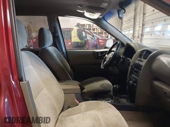 2005 Hyundai Santa Fe GLS с VIN KM8SC73EX5U935778, выставлен на аукционе IAAI как лот 41401893 с пробегом 248 365 миль миль и . История ставок и продаж доступна на DreamBid. Изображение 5.