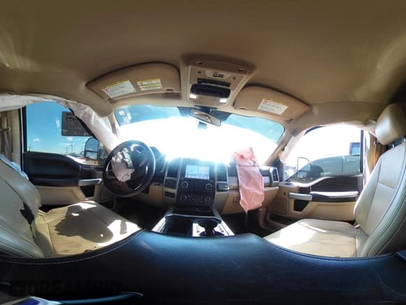 ✅ 2019 Ford F-250 XL • VIN: 1FT7W2BT2KED64300 • Lot: 43325977. Wystawiony na IAAI z przebiegiem 278 486 mil. Bezpłatny archiwum sprzedaży aukcyjnych z USA i szczegółowy raport historii pojazdu na DreamBid. Zdjęcie 18.