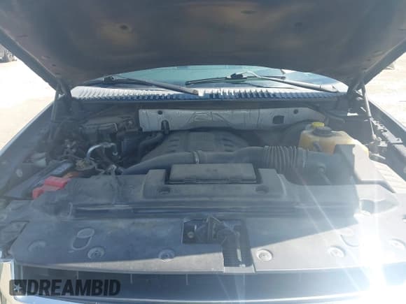 ✅ 2016 Ford Expedition Max XLT • VIN: 1FMJK1HT8GEF21463 • Lot: 42017037. Listed on IAAI with 197,357 mi. Free auction sales archive from the USA and detailed vehicle history report at DreamBid. Image 10.