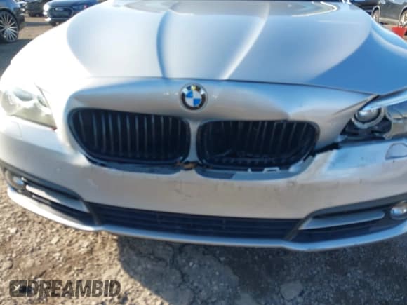 ✅ 2015 BMW 5 Series 528i xDrive • VIN: WBA5A7C50FD628710 • Lot: 43660701. Listed on IAAI with 133,009 mi. Free auction sales archive from the USA and detailed vehicle history report at DreamBid. Image 6.