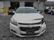 ✅ 2014 Chevrolet Malibu LT • VIN: 1G11E5SL4EF119953 • Lot: 87435085. Wystawiony na Copart z przebiegiem 304 460 mil mil. Skorzystaj z bezpłatnego archiwum sprzedaży aukcyjnych z USA i zobacz szczegółowy raport historii pojazdu na DreamBid. Zdjęcie 5.