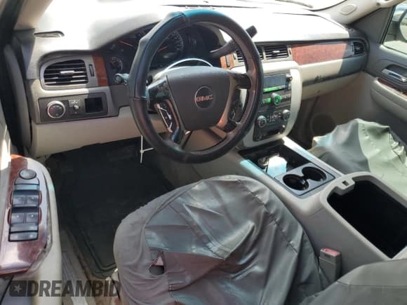 ✅ 2009 GMC Yukon • VIN: 1GKFC23079R156655 • Лот: 68205845. Опубликован ранее на Copart с пробегом Не указан. Бесплатный доступ к архиву аукционных продаж из США и подробный отчёт об истории автомобиля на DreamBid. Изображение 8.