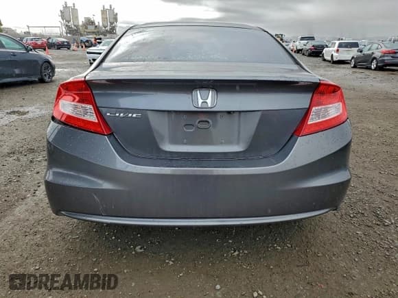 ✅ 2013 Honda Civic LX • VIN: 2HGFG3B51DH506956 • Lot: 93870435. Wystawiony na Copart z przebiegiem 120 065 mil. Bezpłatny archiwum sprzedaży aukcyjnych z USA i szczegółowy raport historii pojazdu na DreamBid. Zdjęcie 6.